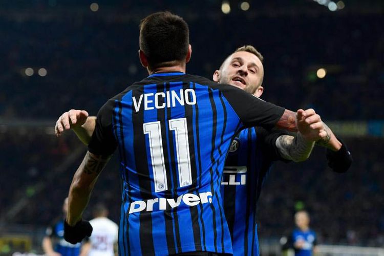 “İnter” 4 futbolçusunu satır – 1 nəfərə görə 