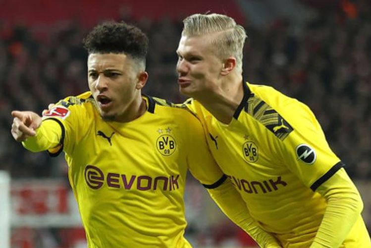 20 yaşlı futbolçusuna 120 milyon qiymət qoydu – “Borussiya”