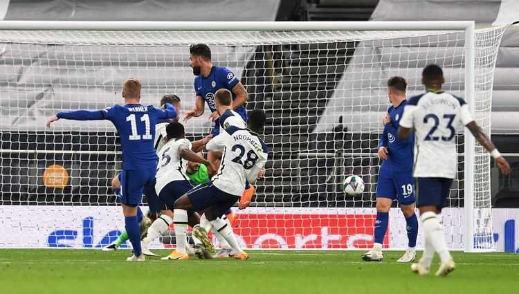 Derbinin taleyini penaltilər həll etdi - Londonda