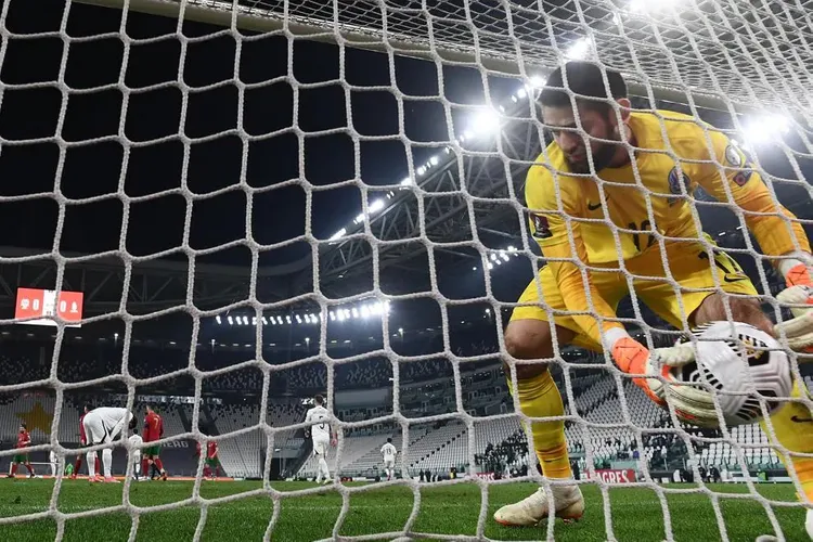 Azərbaycanda futbol olmasa nə itirərik? - SORĞU