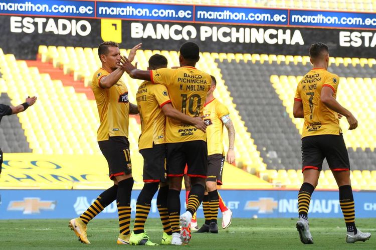 Meydana 7 futbolçu ilə çıxdı - daha bir komanda