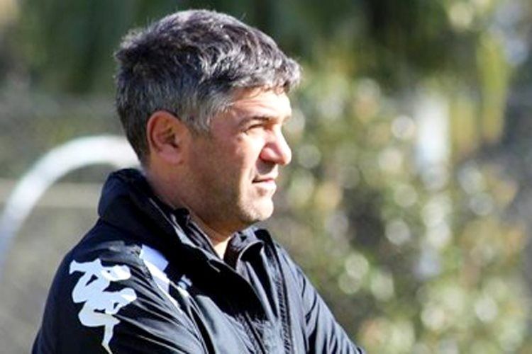 Elxan Abdullayev: “Neftçi” güclü deyil, digər komandalar zəifdir” - MÜSAHİBƏ