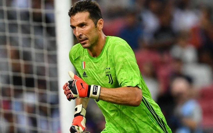 Akademiya açır, düşərgələr üçün icazə gözləyir - Buffon
