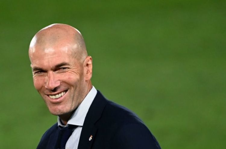 “Yuventus”un 3 namizədi – Zidan da var