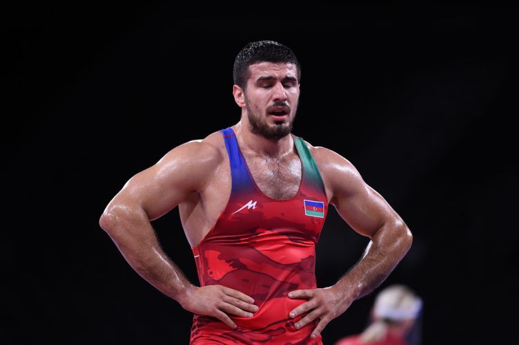 İslam Abbasov ilk görüşdə uduzdu - FOTOSESSİYA