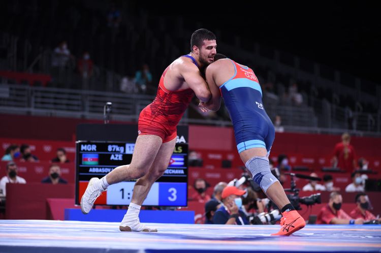 İslam Abbasov ilk görüşdə uduzdu - FOTOSESSİYA