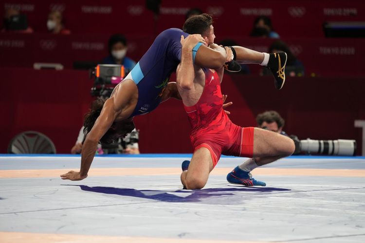 Əliyev gümüş, Stadnik bürünc qazandı, Şərifov uduzdu - YENİLƏNİB