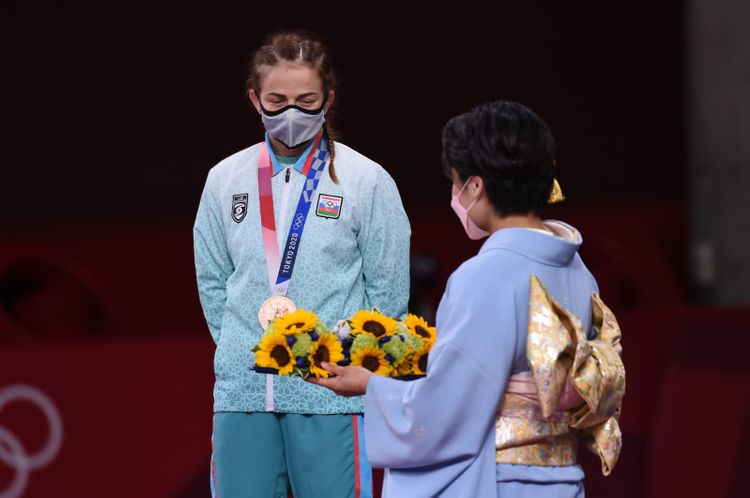 Mariya Stadnikdən 4-cü Olimpiya medalı - FOTOSESSİYA