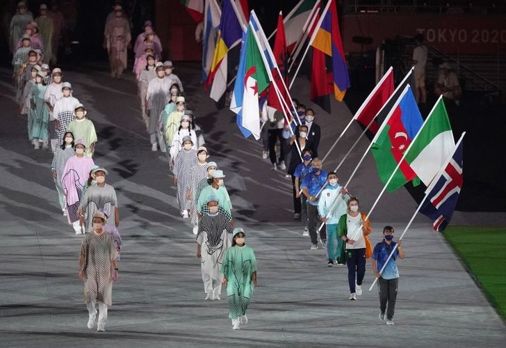 Əlvida Tokio – gözlə bizi Paris