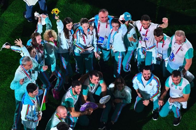 Əlvida Tokio – gözlə bizi Paris