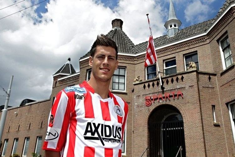 Yeni hüçumçu transfer etdi – “Zirə”