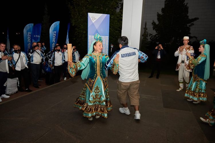 Nümayəndə heyətimizin ilk qrupu Kazanda  - FOTOSESSİYA