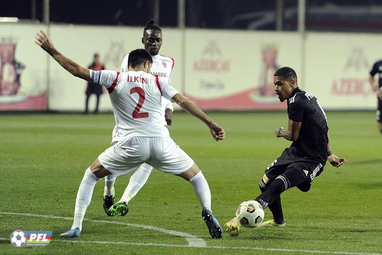 “Qarabağ”la “Keşlə” fərqli qütblərdə - 12 tura baxış