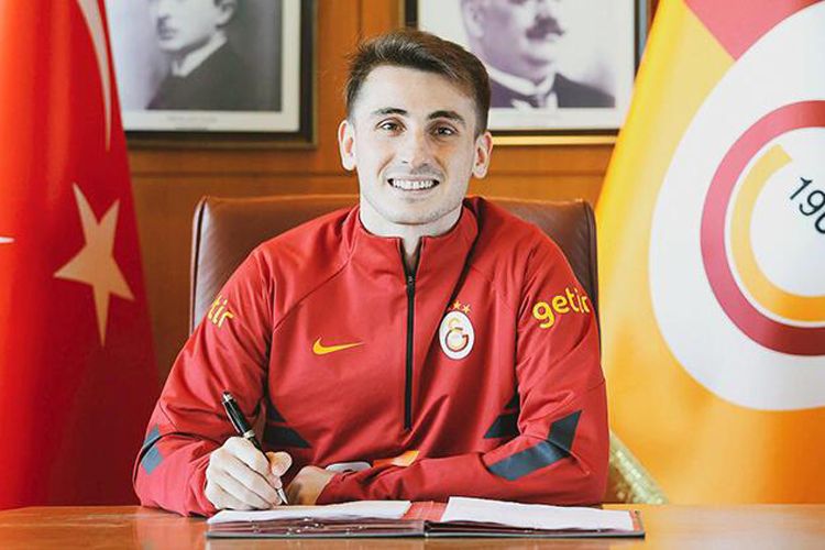 “Qalatasaray”da yeni 5 illik müqavilə