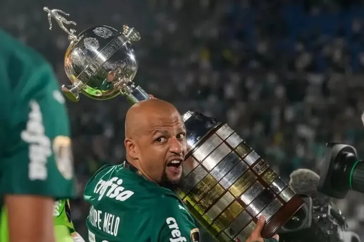 “Fluminense”ni “Qalatasaray”dan üstün tutdu