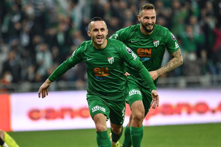 Namik Ələskərovun qolu “Bursaspor”a 1 xal qazandırdı