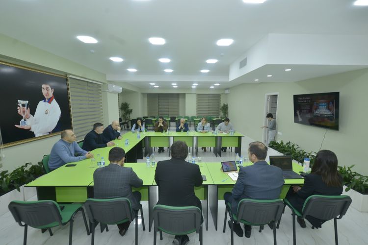 Vüqar Həşimov Memorialı ilə bağlı iclas