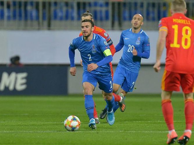 Rekordçu Qara Qarayev - Maksim Medvedev 2 addım geridə