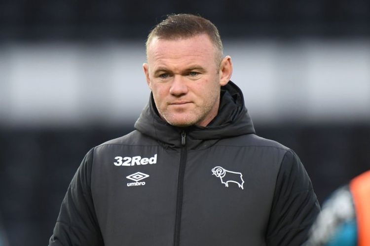 Runi “Everton”a qayıdır?