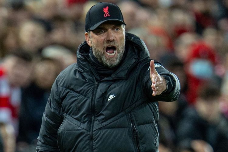 Klopp: “Çempionatı saxlayanda virus yox olmayacaq”