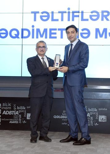 Fərid Qayıbov bir qrup şəxsə dövlət mükafatlarını təqdim etdi - FOTOSESSİYA