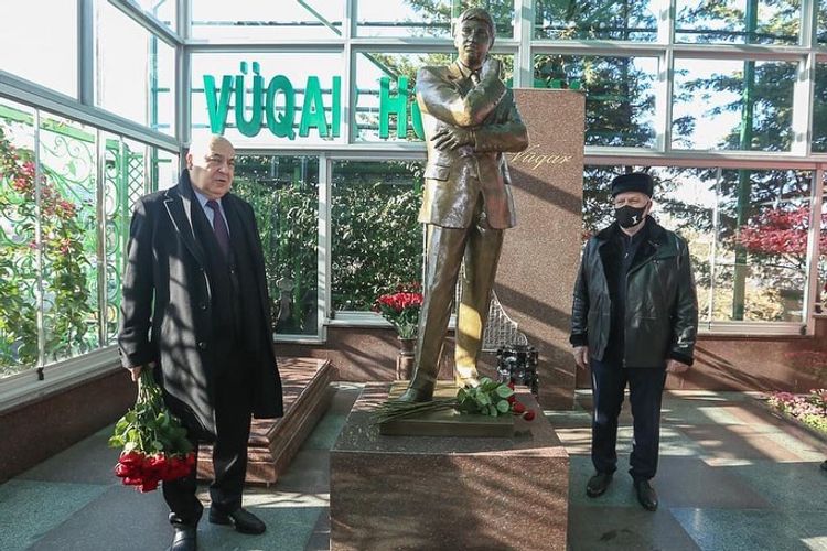 Memorialının iştirakçıları Vüqar Həşimovun məzarını ziyarət etdilər - FOTOSESSİYA