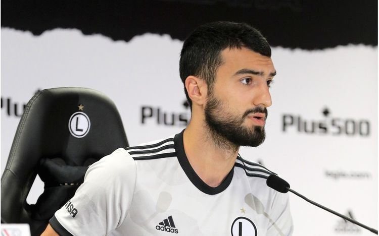 Emreli Almaniya, Macarıstan və İspaniya klublarına təklif edildi
