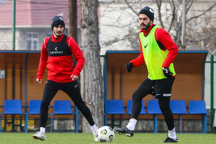 "Neftçi" futbolçusunu "Keşlə"yə icarəyə verdi