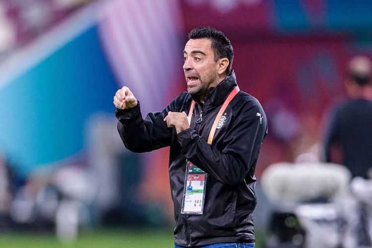 Adının “Barselona” ilə çəkilməsinə münasibət bildirdi - Xavi