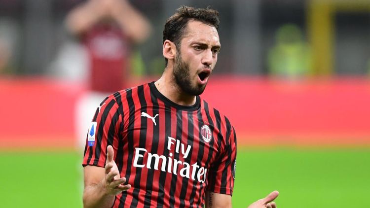 Çalhanoğlu ilə razılaşa bilmir – “Milan”