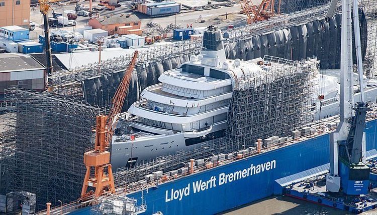 450 milyon avroluq yaxtası hazırlanır – klub prezidentinin
