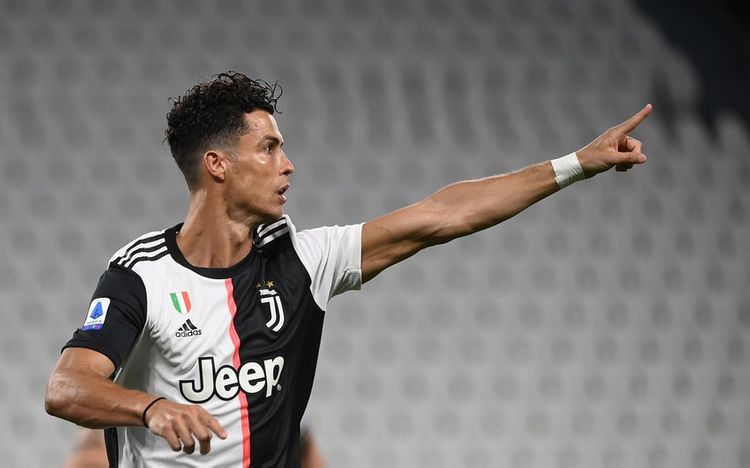 Ronaldodan yeni rekord - 250 milyona çatdı