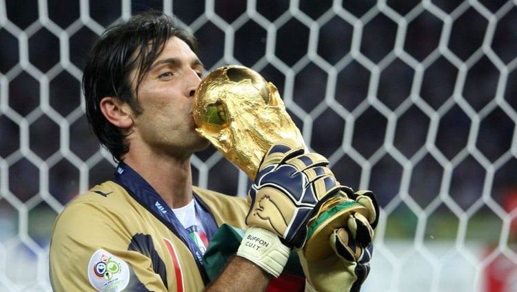 Bütün dövrlərin ən yaxşı qapıçısı - Buffon