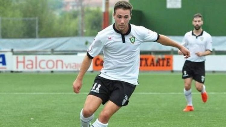 Avtobusla toqquşmada öldü - 23 yaşlı futbolçu