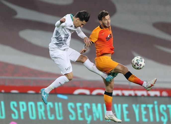 Super Liqada yeni lider – “Qalatasaray” 3 qol vurub uduzdu