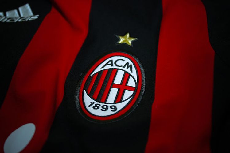 İki futbolçusu koronavirusa yoluxdu – “Milan”ın