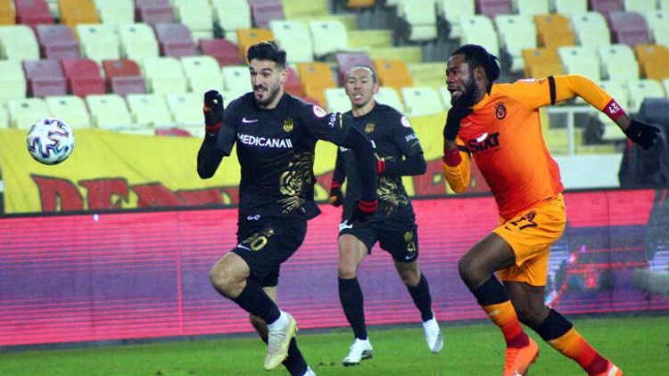 “Qalatasaray” çətinliklə mərhələ adladı - kubokda 
