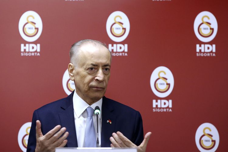 “UEFA-da yer yerindən oynadı” – “Qalatasaray” prezidenti