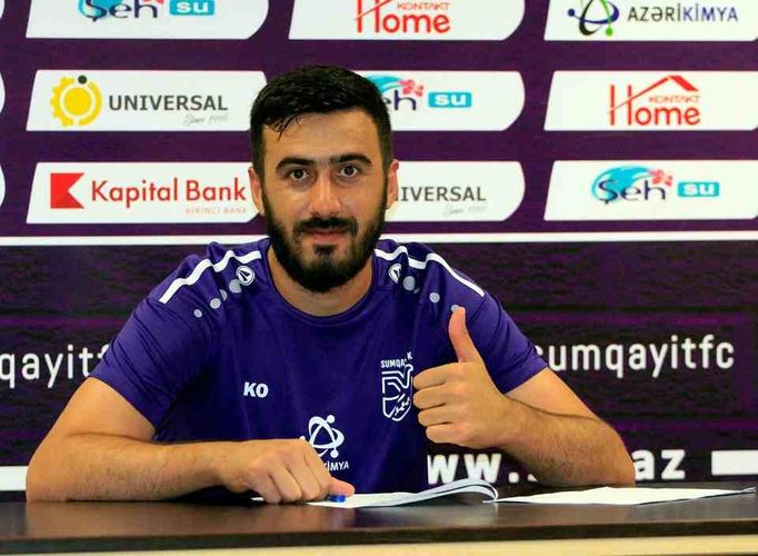 İki futbolçusu ilə vidalaşır - "Sumqayıt"