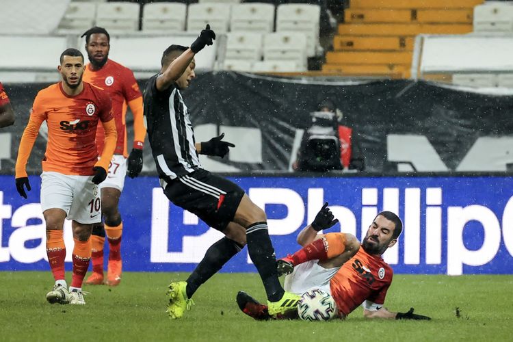 “Qalatasaray” da bacarmadı – “Beşiktaş”la