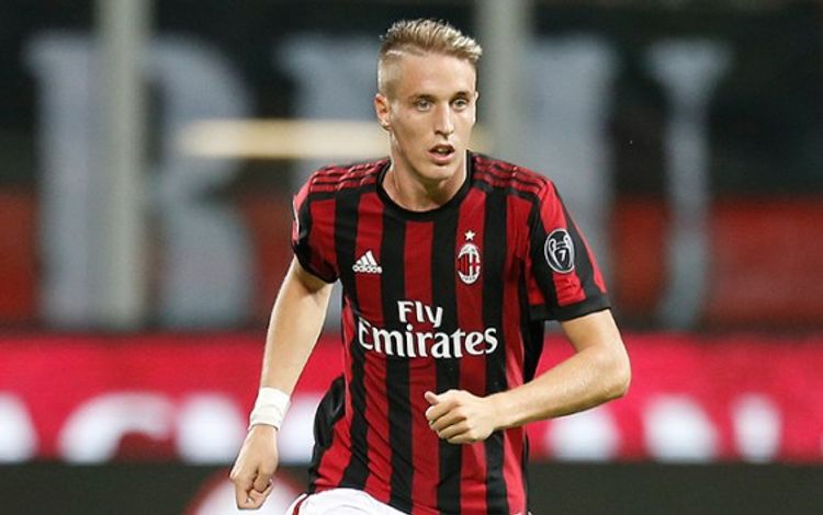 Müdafiəçisini “Parma”ya göndərdi – “Milan”