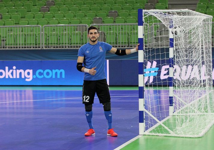 Rövşən Hüseynli: “Psixoloji baxımdan üzərimizdə təzyiq hiss edirik” - MÜSAHİBƏ