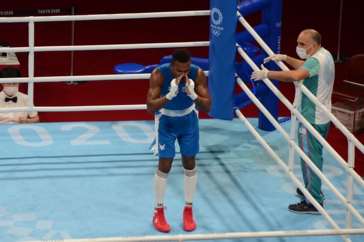 Dominqesi yarımfinala daşıyan zəfər - FOTOSESSİYA