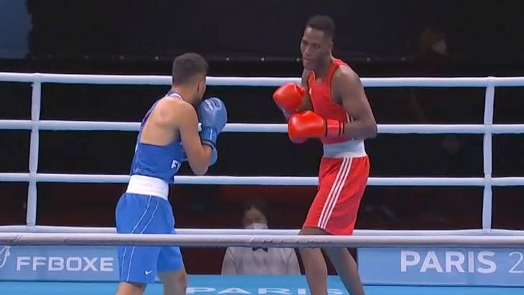 Sebastian Terteryanı məğlub etdi - Lorenzo Sotomayor