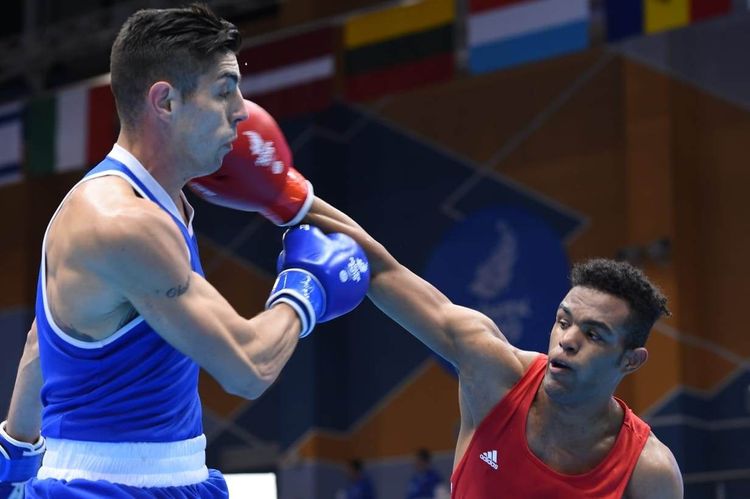 1/4 finala yüksəldi - boksçumuz