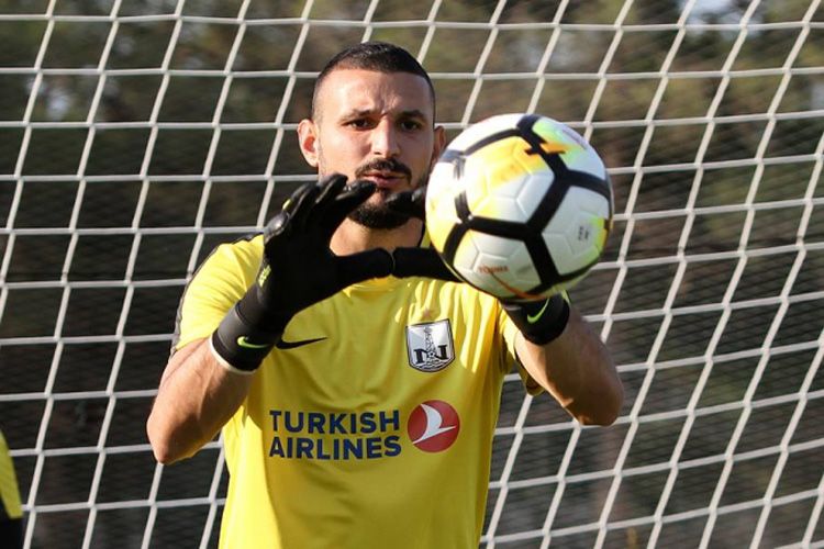 4-cü ayrılıq - "Neftçi"də