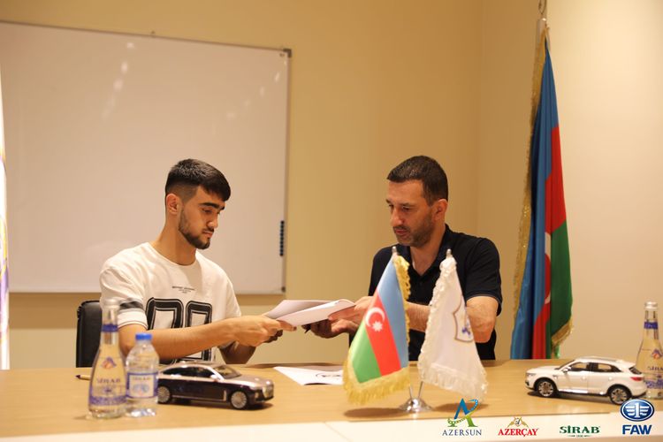 Yeni müqavilə - “Qarabağ”da