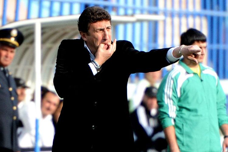 Samir Abasov Kaxaber Sxadadzeyə rəqib oldu - məşqçi-futbolçu dueli