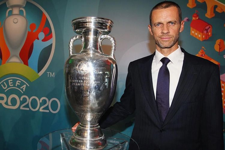 Türkiyə - Uels oyununu izləmək üçün Bakıya gəldi - UEFA prezidenti