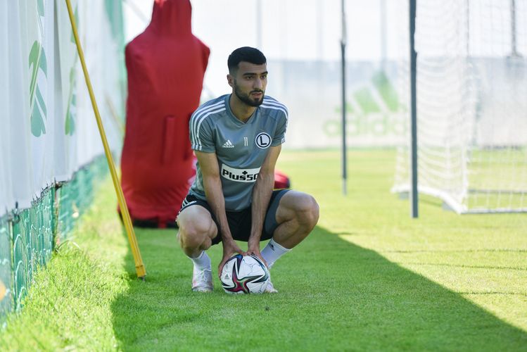 “Mahir Emreli sıradan hücumçu deyil” – “Legiya”nın baş məşqçisi